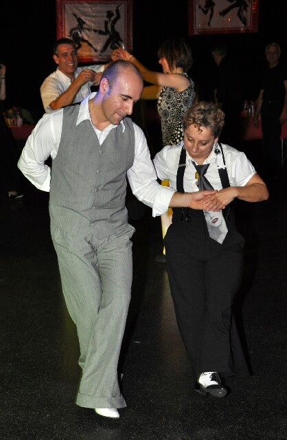 min 2008 11 08 fous swing 282